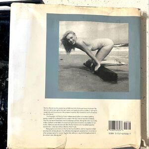 Marilyn Monroe pics and book